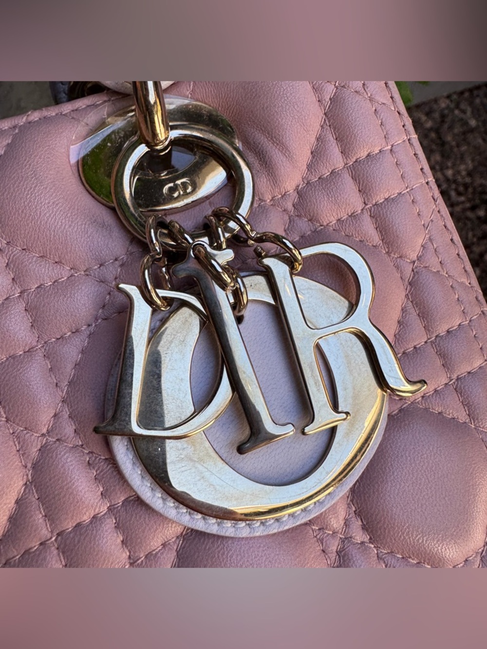 Christian Dior Medium Lady Dior Shoulder Bag - Picture 4 of 16